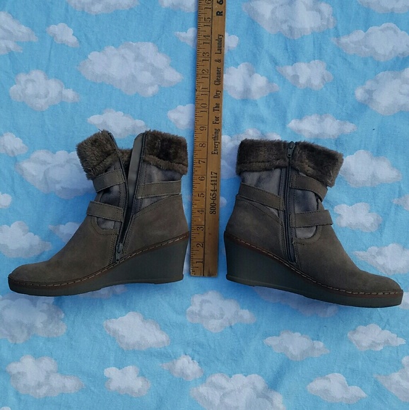 📢 FLASH SALE 🌠 🆕 Bare Traps ♨️ Fur Lined Zip 🆙 - Picture 5 of 9